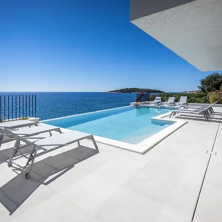 Azurea, Seafront Private Pool Panoramic Sea Views