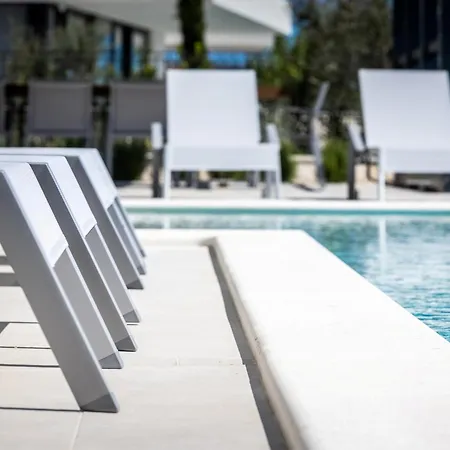 Villa Sensational 5 Bedrooms Miracle Balcony Overlooking Sea Rogoznica (Sibenik-Knin)