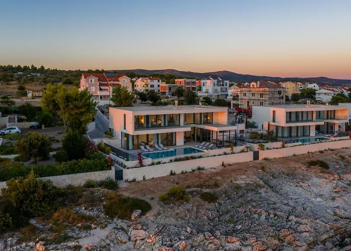 Sensational 5 Bedrooms Miracle Balcony Overlooking Sea Rogoznica (Sibenik-Knin)